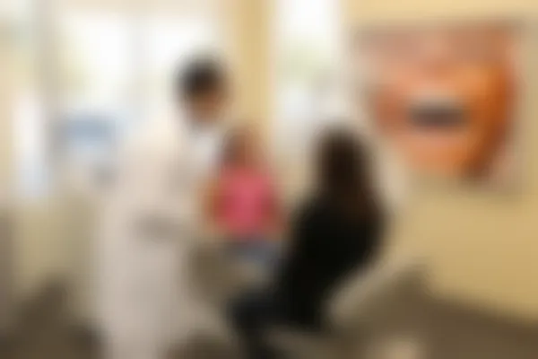 广州柏德口腔门诊口碑怎么样？2026年种植牙与根管治疗费用对比及医院推荐
