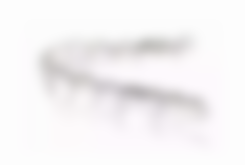 70岁老人适合种植牙齿吗——成功几率密码：选对医院 + 精细养护