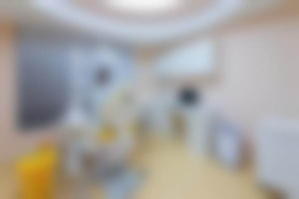 衢州鹿鸣口腔（中心广场店）