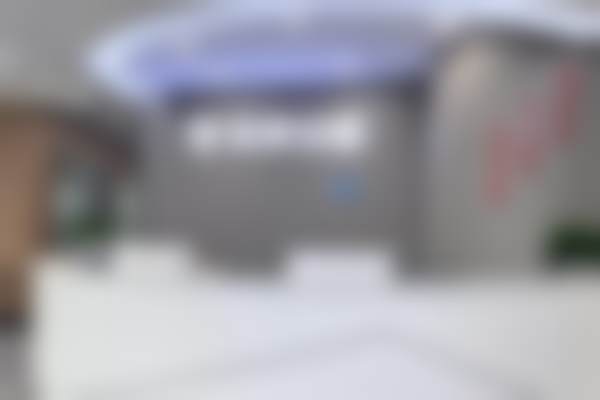 呼和浩特天牙口腔门诊部殷杰技术特点：微创数字化种植经验丰富，补牙项目仅332元起