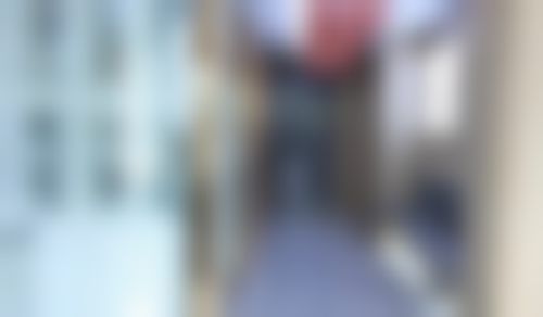 丹阳金铂利口腔门诊部走廊