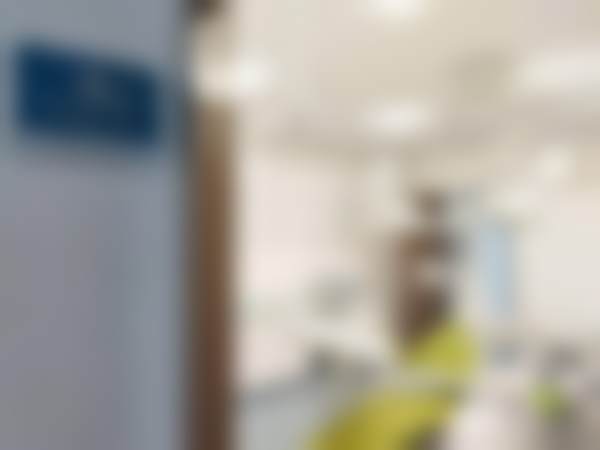 深圳横岗格伦菲尔口腔门诊部深圳横岗格伦菲尔口腔种植诊室